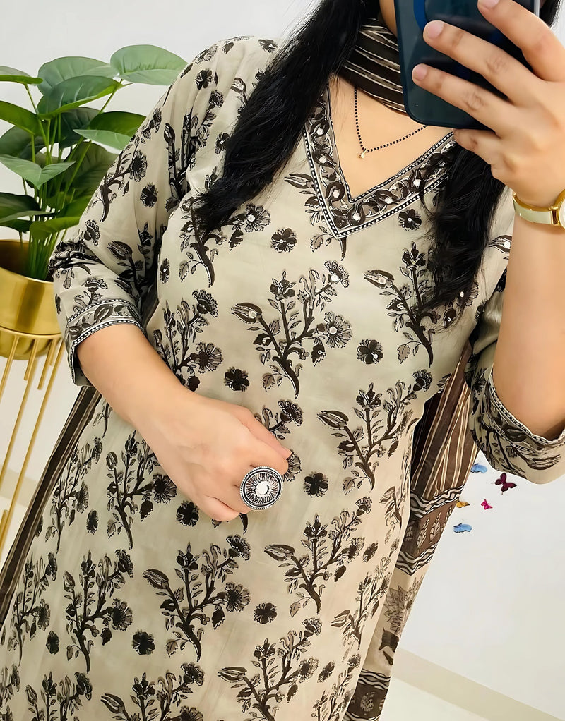 Poorvi's Brown Cotton Kurta Set