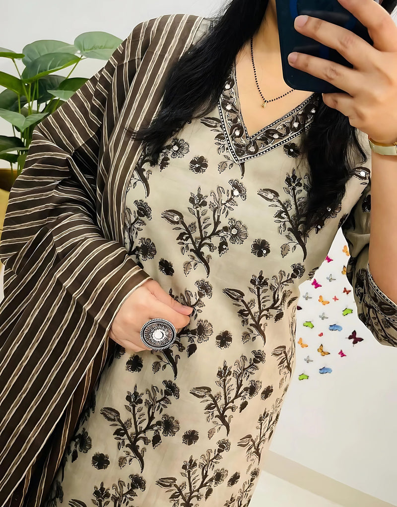 Poorvi's Brown Cotton Kurta Set