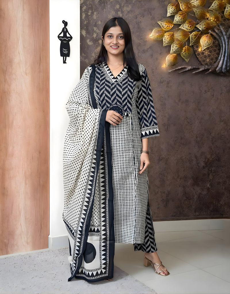 Gulabi Mitti Blockprint Black Kurta Set